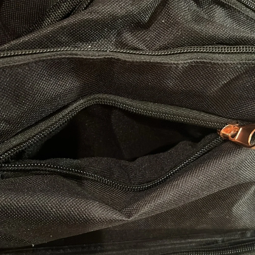 Backpack - Picture 7 of 10